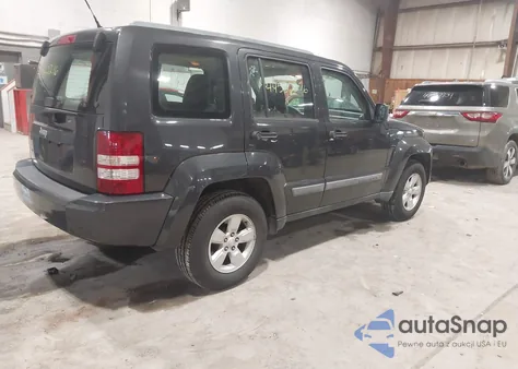 2011 Jeep Liberty Sport from USA, damaged, VIN 1J4PN2GK5BW593142